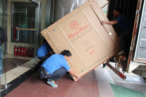 港口镇钢琴贵重工艺品无忧运